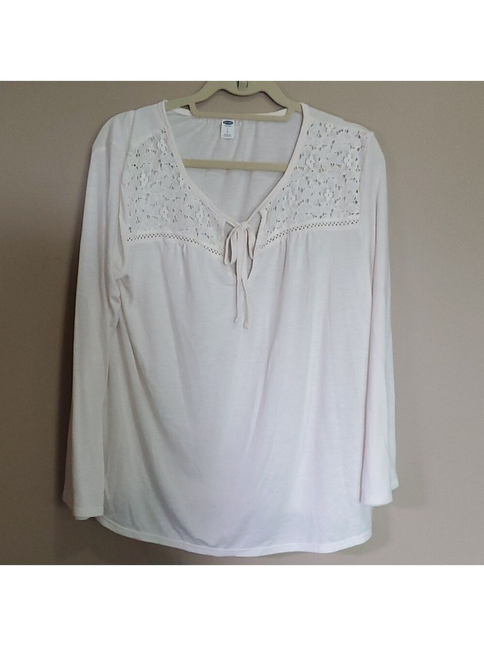 Old Navy top size large nwot